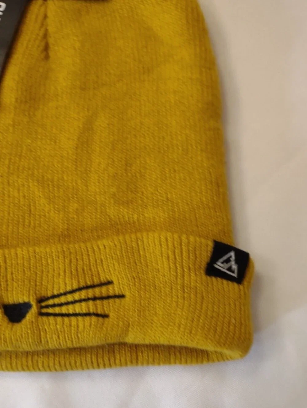 NWT Chillmeister Kids Mustard Yellow Cat Face Knit Beanie